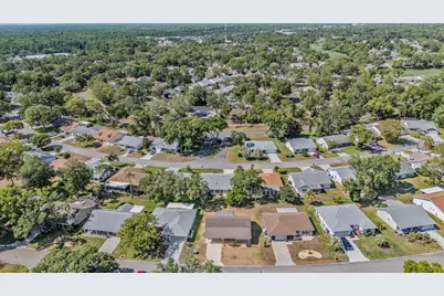 6328 Ocean Pines Lane, Spring Hill, FL 34606 - Photo 32