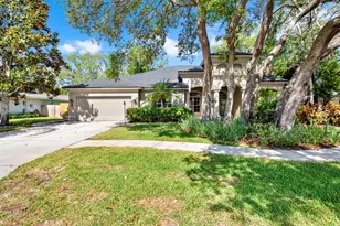 1021 Hamilton Ave, Tarpon Springs, FL 34689 - Photo 1