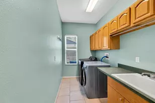 1021 Hamilton Ave, Tarpon Springs, FL 34689 - Photo 32