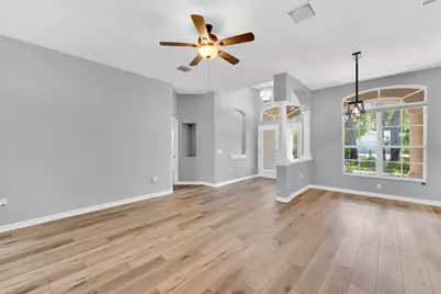 1021 Hamilton Avenue, Tarpon Springs, FL 34689 - Photo 12