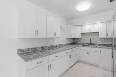 721 Bayshore Drive, Tarpon Springs, FL 34689 - Photo 16