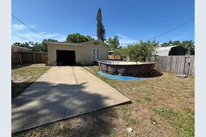 4327 43rd Avenue N, Saint Petersburg, FL 33714 - Photo 4