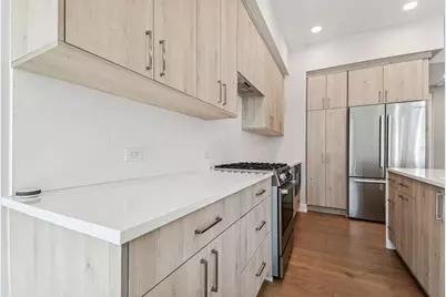370 6th Street S, Saint Petersburg, FL 33701 - Photo 12
