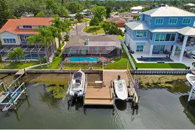 300 Driftwood Drive W, Palm Harbor, FL 34683 - Photo 8