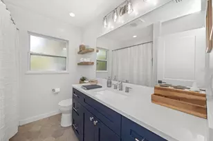 1098 Phyllis Ave, Largo, FL 33771 - Photo 20