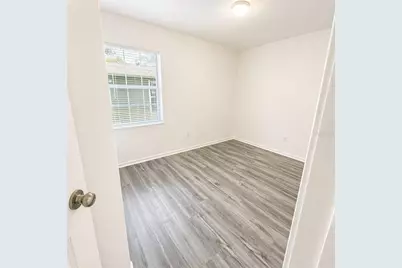 8305 N Marks Street #B, Tampa, FL 33604 - Photo 10
