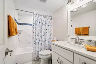 10346 Carrollwood Ln, Tampa, FL 33618 - Photo 18