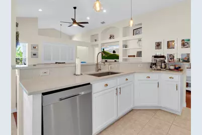11529 Cypress Reserve Drive, Tampa, FL 33626 - Photo 16