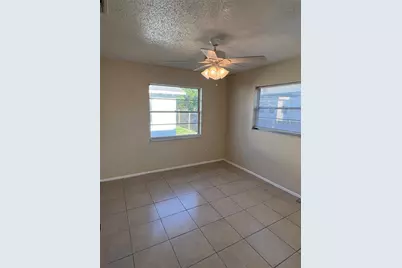 2983 62nd Avenue N, Saint Petersburg, FL 33702 - Photo 14
