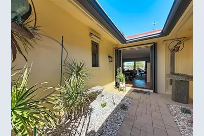 2162 W Vina Del Mar Boulevard, Saint Pete Beach, FL 33706 - Photo 10