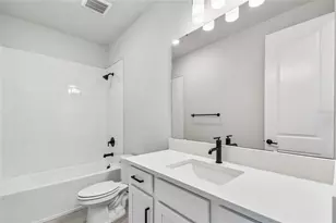 5693 Leaflet Trl, Mount Dora, FL 32757 - Photo 32