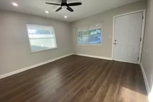 4665 Yarmouth Ave S, Saint Petersburg, FL 33711 - Photo 6
