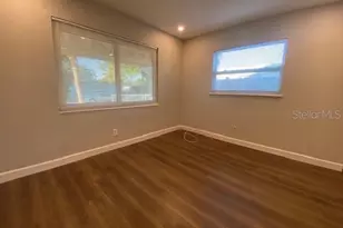 4665 Yarmouth Ave S, Saint Petersburg, FL 33711 - Photo 10