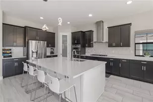 805 Viscount St, Brandon, FL 33511 - Photo 4