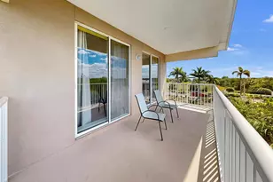 3202 Mangrove Point Dr, Ruskin, FL 33570 - Photo 44