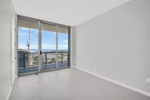 400 Central Ave, Saint Petersburg, FL 33701 - Photo 18