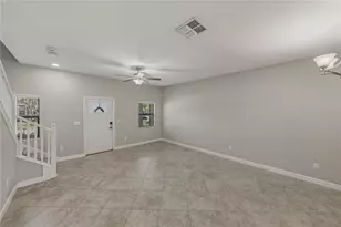 28647 Tranquil Lake Cir, Wesley Chapel, FL 33543 - Photo 8