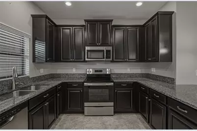 28647 Tranquil Lake Circle, Wesley Chapel, FL 33543 - Photo 12