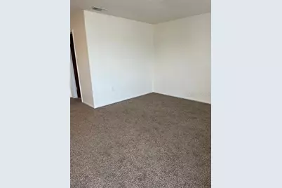 5060 76th Avenue N #409, Pinellas Park, FL 33781 - Photo 4