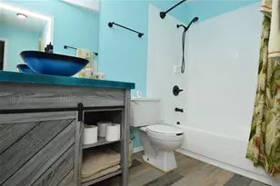 1400 Gandy Blvd N, Saint Petersburg, FL 33702 - Photo 26