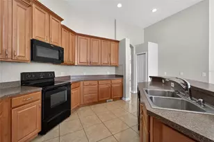 2309 Silver Trumpet Ct, Valrico, FL 33594 - Photo 38