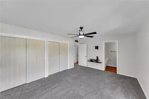 4114 Pinelake Ln, Tampa, FL 33618 - Photo 14