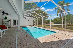 2540 Lake Ellen Cir, Tampa, FL 33618 - Photo 18