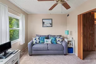 6400 46th Ave N, Kenneth City, FL 33709 - Photo 20