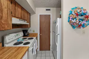 6400 46th Ave N, Kenneth City, FL 33709 - Photo 12
