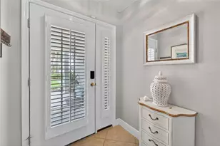 394 Madeira Cir, Saint Petersburg, FL 33715 - Photo 44