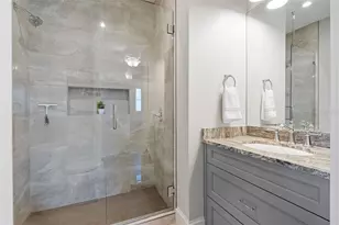 487 Meadow Lark Dr, Sarasota, FL 34236 - Photo 86