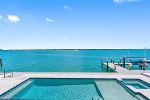 487 Meadow Lark Dr, Sarasota, FL 34236 - Photo 2