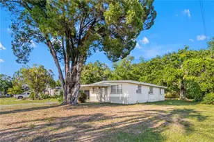 1421 14th St E, Bradenton, FL 34208 - Photo 4