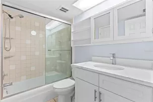 4775 Cove Cir Circle N, Saint Petersburg, FL 33708 - Photo 26