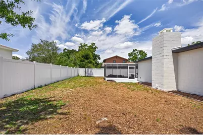 4430 Ranchwood Lane, Tampa, FL 33624 - Photo 36