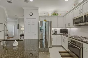 8017 Pine Crest St, Seminole, FL 33777 - Photo 18