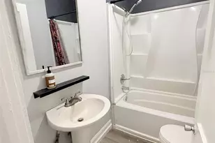 1933 47th St S, Saint Petersburg, FL 33711 - Photo 18