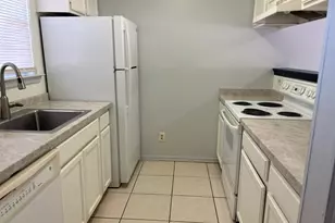 2302 Maki Rd, Plant City, FL 33563 - Photo 8
