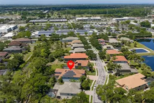 2679 Lakebreeze Ln S, Clearwater, FL 33759 - Photo 70