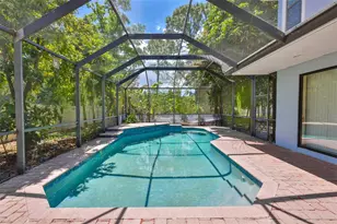 2679 Lakebreeze Ln S, Clearwater, FL 33759 - Photo 60