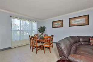 2679 Lakebreeze Ln S, Clearwater, FL 33759 - Photo 8