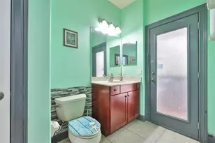 2679 Lakebreeze Ln S, Clearwater, FL 33759 - Photo 24