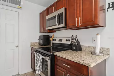 101 Seneca Point Trl, Kissimmee, FL 34746 - Photo 10