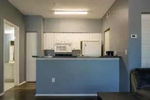 10764 70th Ave, Seminole, FL 33772 - Photo 14