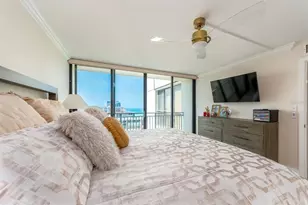 1390 Gulf Blvd, Clearwater Beach, FL 33767 - Photo 12