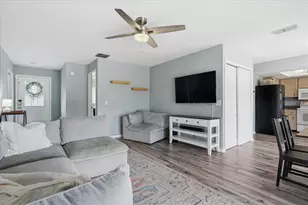 8913 Wood Lake Ct, New Port Richey, FL 34653 - Photo 12