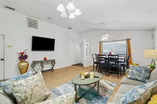 4745 Silver Cir, Zephyrhills, FL 33541 - Photo 4
