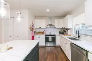 1612 Berkshire Dr, Brandon, FL 33511 - Photo 8