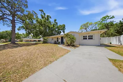 7700 16th Avenue N, Saint Petersburg, FL 33710 - Photo 2
