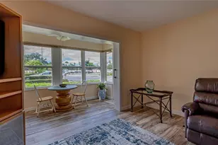 5020 Brittany Dr S, Saint Petersburg, FL 33715 - Photo 12